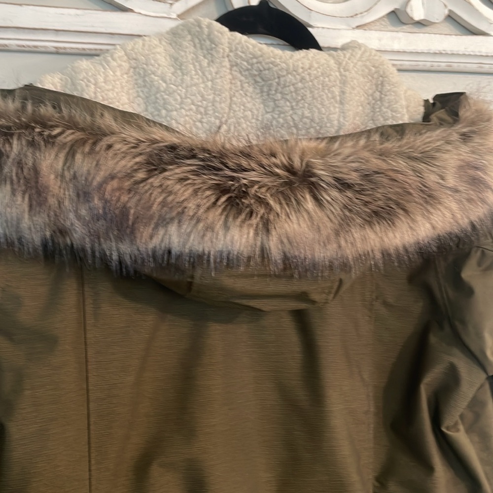 Columbia Jacket - Picture 4 of 4